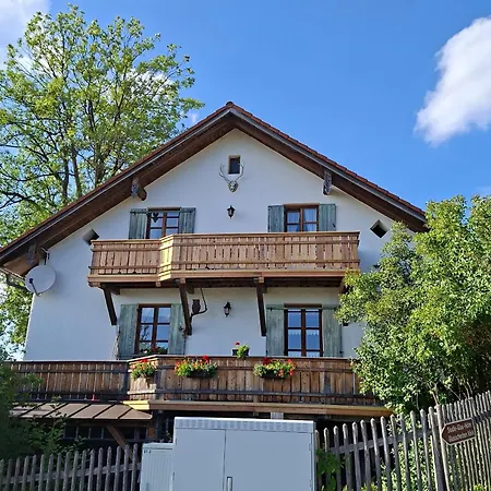 Altes Forsthaus Apartment Sankt Oswald-Riedlhuette